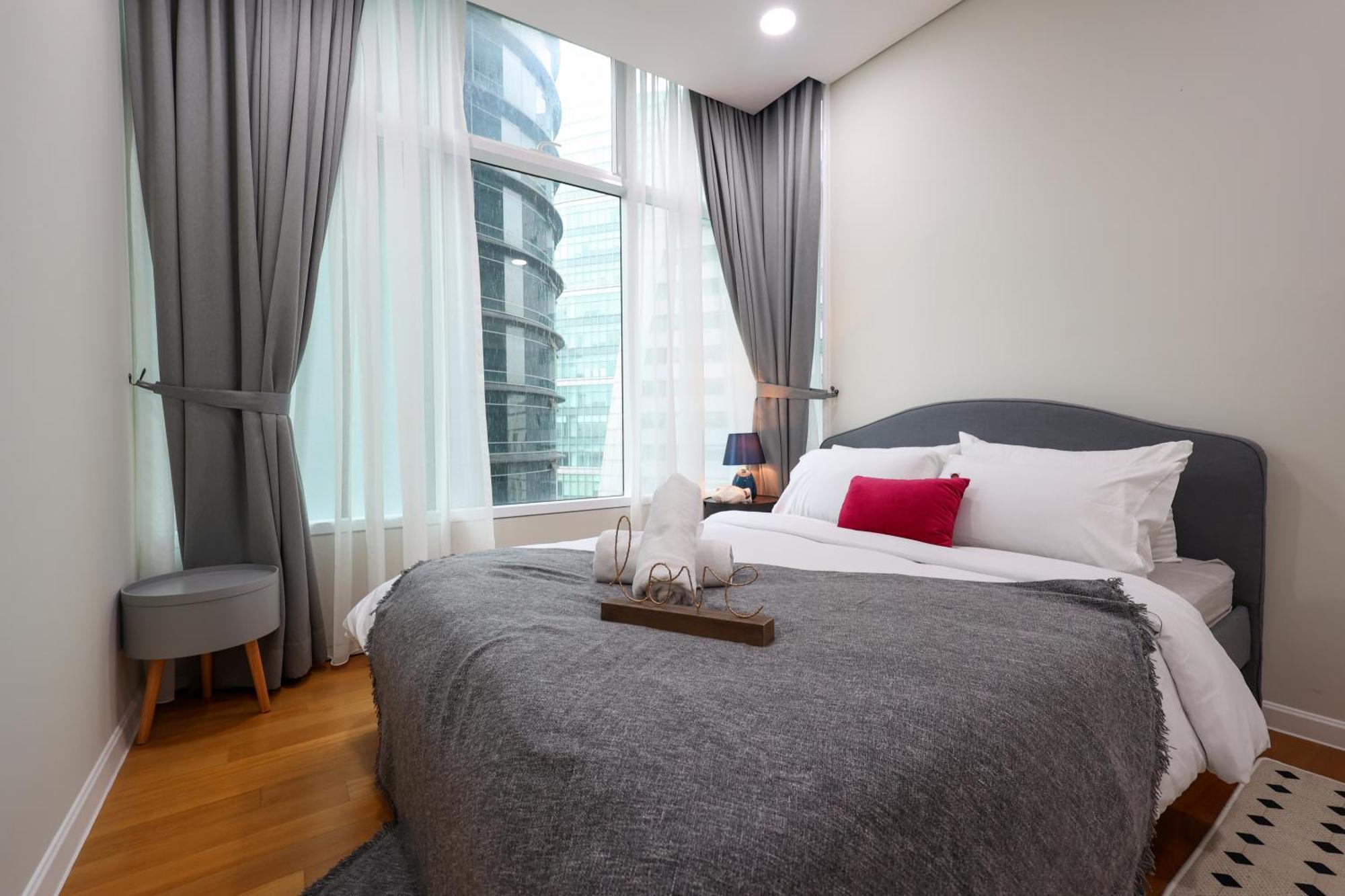 Suite City View